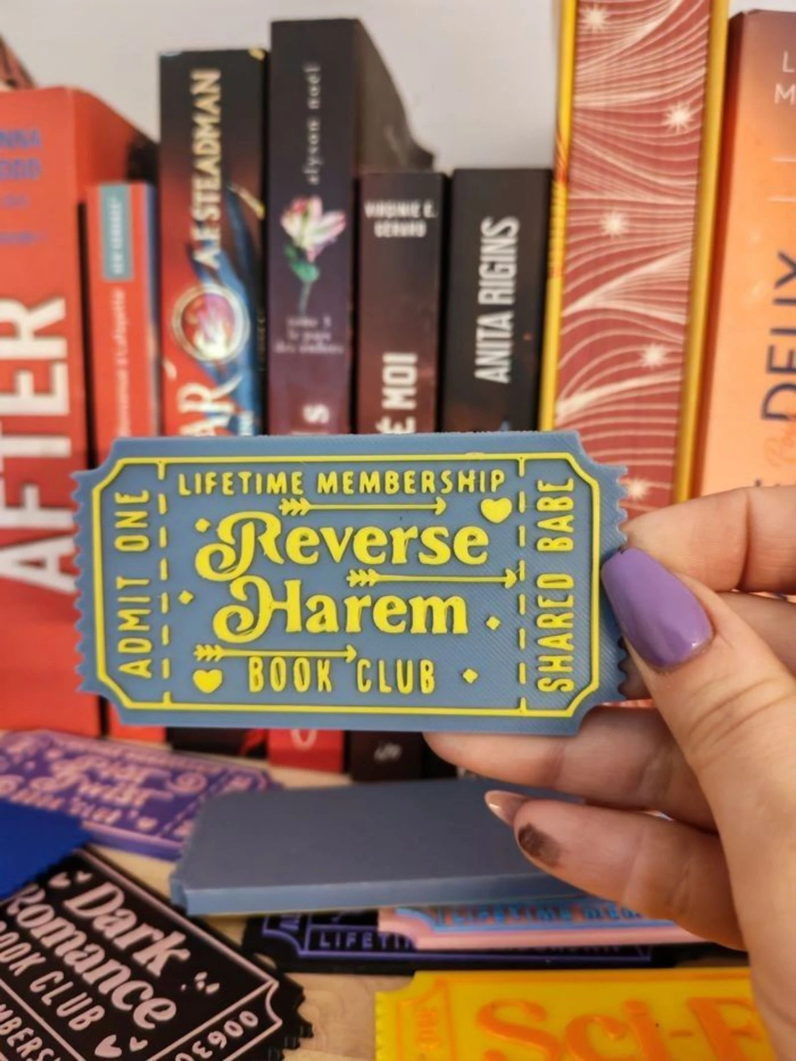 Book club ticket – photo 8